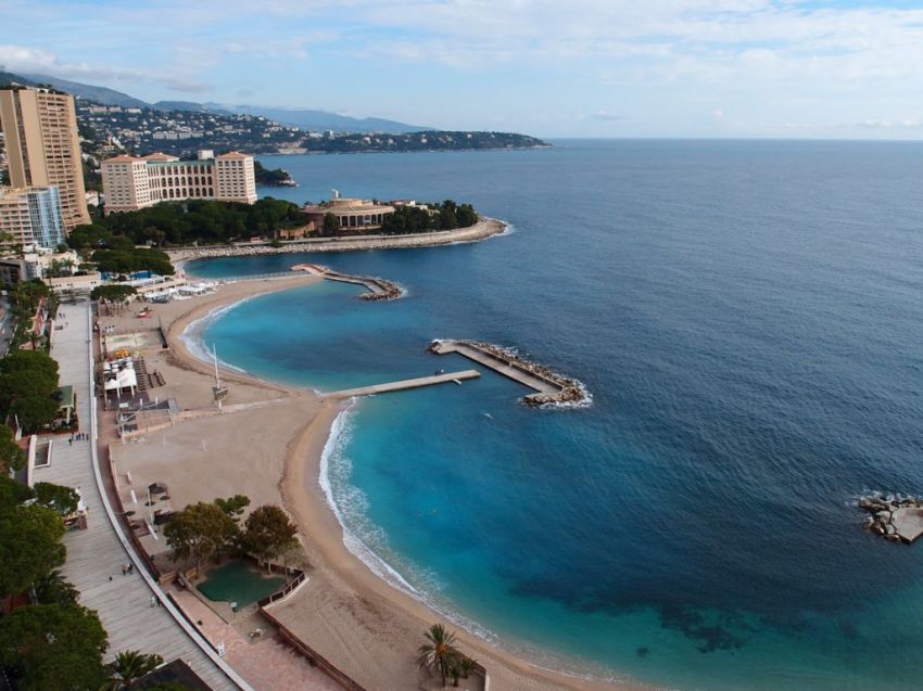 Plage du Larvotto à Monaco